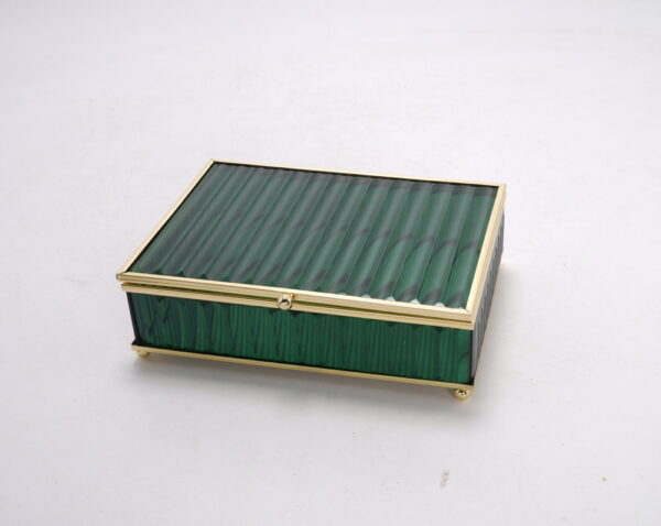 Jewelry box